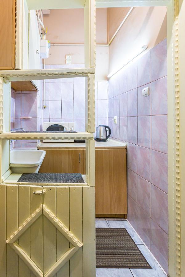 Подобово У Місті Львові На Вулиця Ференца Ліста 3 Біля Палацу Мистецтв Центр Exterior foto